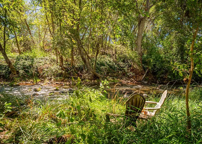 Holiday home Myrinn-hobbit On The Creek Storybook
