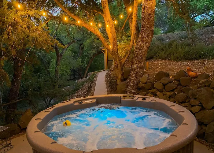 Myrinn-hobbit On The Creek Storybook Holiday home *